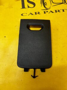 OSŁONA ZAŚLEPKA BEZPIECZNIKÓW DESKI KONSOLI LEWA DACIA JOGGER SANDERO III