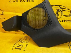 PLASTIK OSŁONA LISTWA PROGU SŁUPKA A PRZÓD PRAWY GŁOŚNIK FORD BRONCO 21-