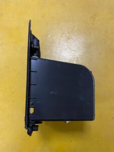 SCHOWEK PÓŁKA TUNELU ŚRODKOWEGO JAGUAR XF X260