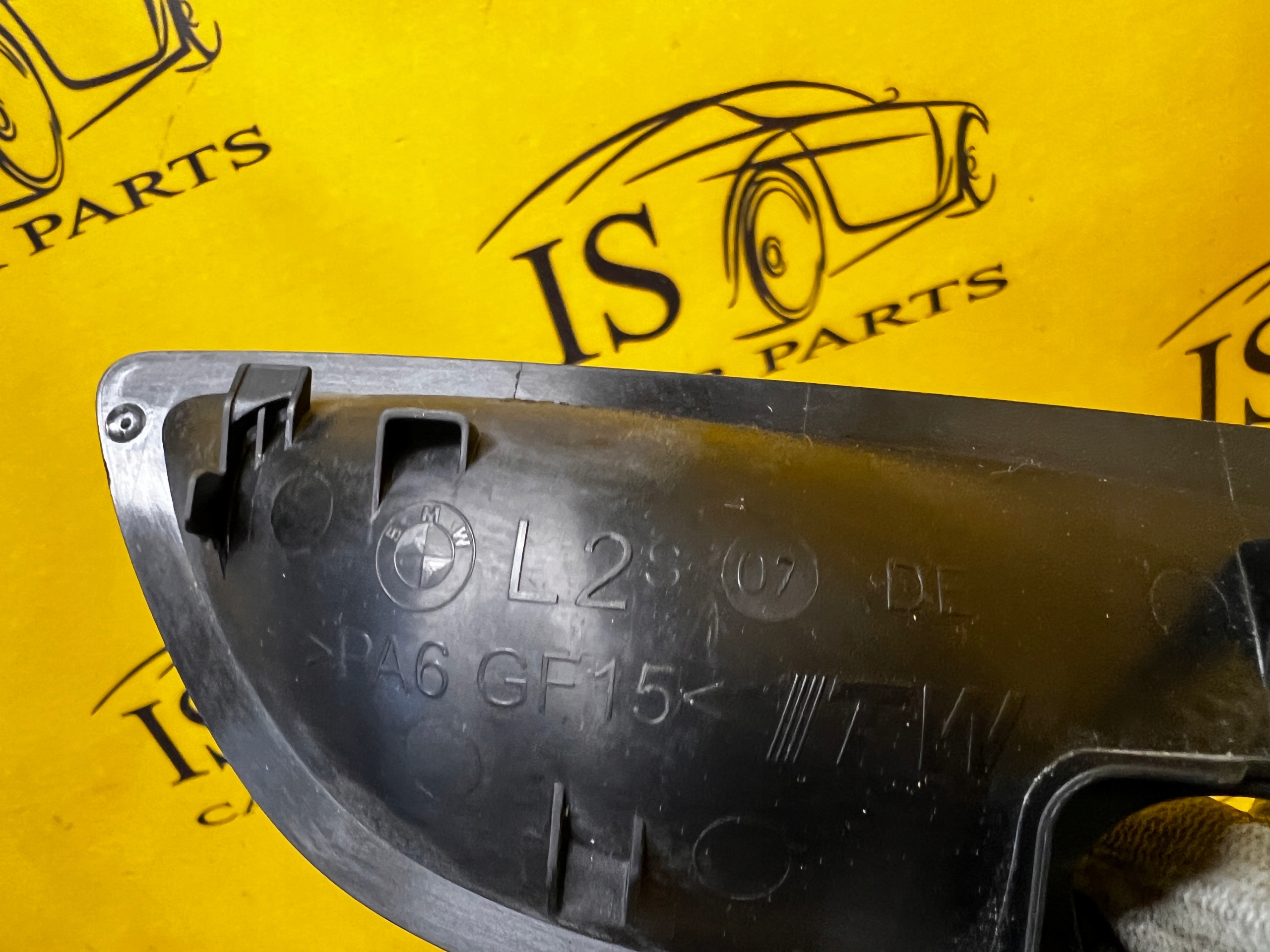 OSŁONA WNĘKA KLAMKI WEWNĘTRZNEJ LEWA BMW 5 F10 F11