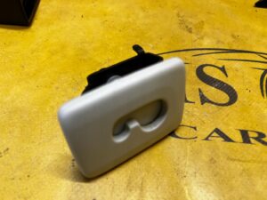 MOCOWANIE ROLETY BAGAŻNIKA PEUGEOT 508 I KOMBI SW