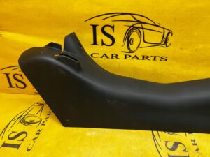 POSZYCIE OSŁONA SŁUPKA ŚRODKOWEGO B PRAWY CHEVROLET CORVETTE C5 97-04