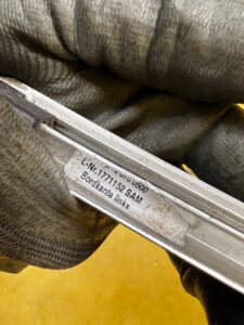 LISTWA KAROSERYJNA BŁOTNIKA TYŁ LEWY MERCEDES CLS W218 SHOOTING BRAKE