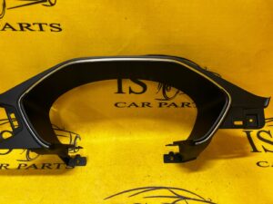 OSŁONA RAMKA LICZNIKA ZEGARÓW DESKI FORD KUGA MK3 CHROMOWANA LISTWA