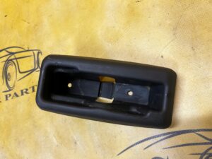 OSŁONA ZAŚLEPKA ZAMKA ZAWIASU FOTELA TYŁ MERCEDES GL X166