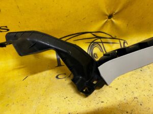 OSŁONA SZYBY SŁUPKA TYŁ LEWA LEWY RENAULT MEGANE IV KOMBI