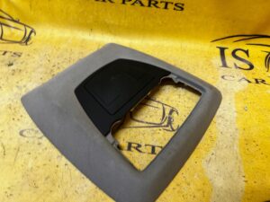 RAMKA LAMPKI LAMPKA PODSUFITKI OŚWIETLENIE WNĘTRZA BMW 7 F01 F02