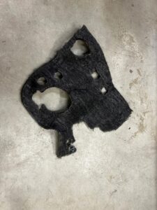 WYGŁUSZENIE BAGAŻNIKA RANGE ROVER VELAR L560