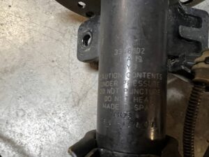 NOGA AMORTYZATOR ZWROTNICA PRZÓD LEWY CITROEN C4 GRAND PICASSO II 1.6 THP