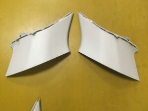 LEWA OSŁONA SŁUPKA TYŁ RENAULT MEGANE IV KOMBI