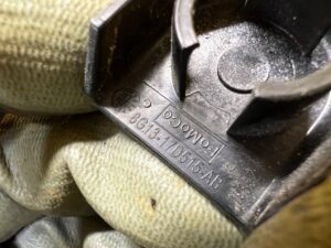 2 X OSŁONA RAMIENIA WYCIERACZKI PRZÓD FORD FUSION LIFT USA MONDEO MK5