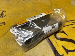 OSŁONA PRZEDNIA PROWADNICY FOTELA PRZÓD LEWY BMW X5 F15 X6 F16 NOWA OEM