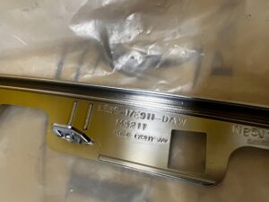 LISTWA ZDERZAKA TYŁ TYLNEGO CHROM FORD EXPLORER VI MK6 NOWA OEM