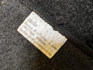 KOMPLET DYWANIKI WYCIERACZKI WELUROWE ORYGINALNE DACIA SANDERO III STEPWAY