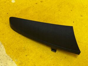 OSŁONA PLASTIK ZAŚLEPKA PRAWA PORSCHE 911 991 LIFT