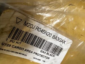 MATA WYKŁADZINA DYWAN PODŁOGI BAGAŻNIKA 4 DRZWI FORD BRONCO 21- NOWA OEM