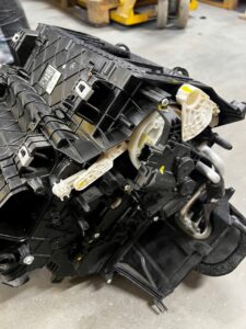 NAGRZEWNICA PAROWNIK DMUCHAWA KLIMATYZACJI FORD ESCAPE MK4