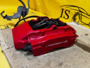 ZACISK HAMULCOWY TYŁ PRAWY PORSCHE CAYMAN S 987