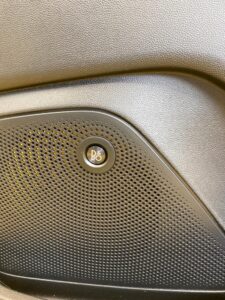 BOCZEK DRZWI PRAWY PRZÓD FORD FIESTA MK8 BO 3D