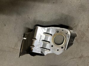 OSŁONA TERMICZNA TURBOSPRĘŻARKI TURBINY PEUGEOT CITROEN OPEL 1.2 TURBO