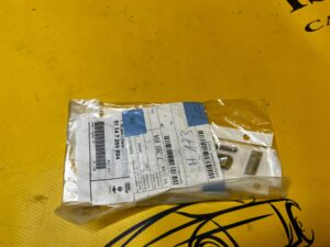 EMBLEMAT NAPIS ZNACZEK 335i BMW 3 F30 335i 335iX Hybrid 3 NOWY OEM