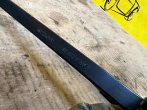 KOMPLET RAMIONA WYCIERACZKI PRZÓD PEUGEOT 508 I EU