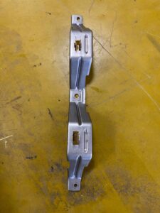 BLACHA MOCOWANIE RĄCZKI PODSUFITKI INFINITI Q50