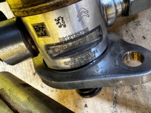 LISTWA WTRYSKOWA WTRYSKIWACZE POMPA CITROEN C3 III PEUGEOT 208 II 1.2 THP