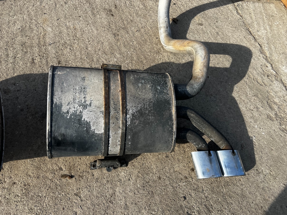 KOMPLET UKŁAD WYDECHOWY WYDECH KOŃCÓWKI WYDECHU CHEVROLET CORVETTE C5 97-04