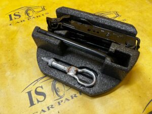 ZESTAW NAPRAWCZY LEWAREK UCHO KLUCZ DO KÓŁ FORD FIESTA MK7