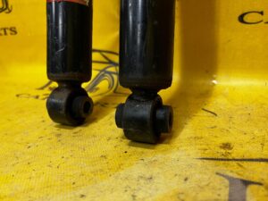 KOMPLET AMORTYZATORY TYLNE TYŁ NISSAN X-TRAIL T32