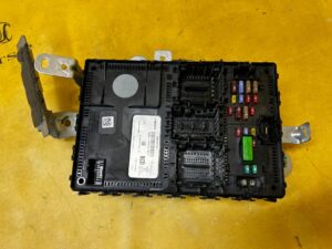 SKRZYNKA MODUŁ STEROWNIK BCM BSI FORD FIESTA MK8