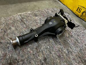 MECHANIZM RÓŻNICOWY DYFERENCJAŁ TYŁ SUBARU FORESTER VI SL 25-