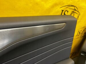 TAPICERKA BOCZEK DRZWI PRZÓD PRAWY FORD KUGA MK3 LIFT TITANIUM EU