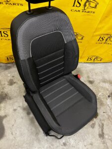 FOTEL PASAŻERA PRAWY PRZÓD ZAGŁÓWEK AIRBAG DACIA SANDERO III 3 20R-