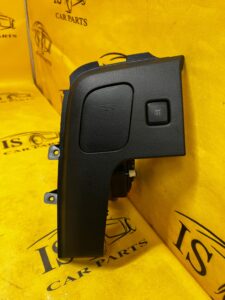 OSŁONA DEKOR SCHOWEK DESKI KONSOLI LEWA PRZYCISK BAGAŻNIKA FORD MUSTANG VI