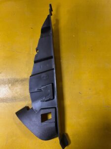 OSŁONA ZAŚLEPKA LISTWA DESKI FORD FIESTA MK8