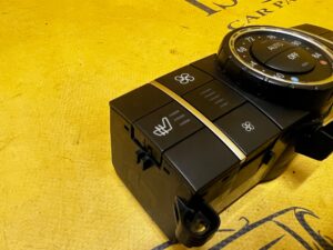 PANEL PRZEŁĄCZNIK NAWIEWU KLIMATYZACJI TYŁ MERCEDES GL X166 USA