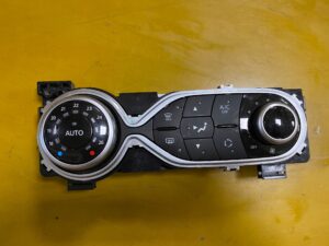PANEL KLIMATYZACJI AUTOMAT DACIA SANDERO II LOGAN