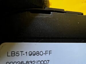 PANEL PRZEŁĄCZNIK KLIMATYZACJI TYŁ TUNELU ŚRODKOWEGO FORD EXPLORER MK6