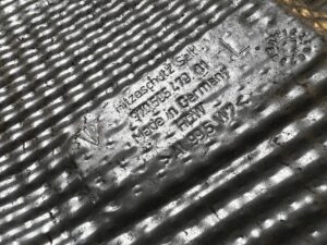 OSŁONA TERMICZNA ŚLIZG TYŁ LEWY PORSCHE PANAMERA 970 I LIFT HYBRID