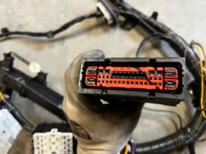 WIĄZKA INSTALACJA OKABLOWANIE SILNIKA FORD BRONCO 21- 2.7 V6 ECOBOOST