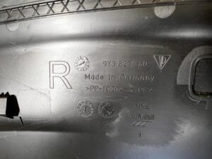 OSŁONA ZAŚLEPKA KLAPY BAGAŻNIKA PRAWA PORSCHE CAYENNE 9Y3 9Y0 COUPE HYBRID