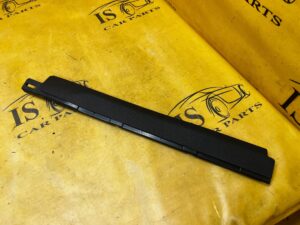 PLASTIK OSŁONA LISTWA DACHU LEWA FORD BRONCO 21-