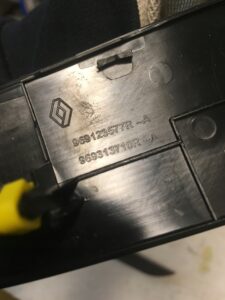 LISTWA OZDOBNA DEKOR DESKI KONSOLI RENAULT TALISMAN