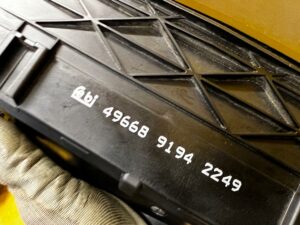 OBUDOWA FILTRA POWIETRZA MERCEDES CLS W218 3.0 CDI