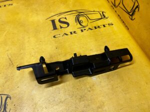 MOCOWANIE UCHWYT POSZYCIA OSŁONY SŁUPKA A PRZÓD LEWY FORD BRONCO 21-