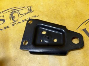 WZMOCNIONA PŁYTA BELKA ROZPÓRKA WSPORNIK PRZÓD LEWY VOLVO XC90 II