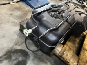 KOMPLET ZBIORNIK BAK POMPA PALIWA FORD BRONCO 2.7 V6 ECOBOOST 21-