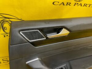 BOCZEK TAPICERKA DRZWI PRAWY TYŁ VOLKSWAGEN ARTEON